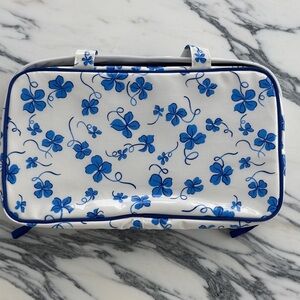 D.Porthaul large cosmetic bag